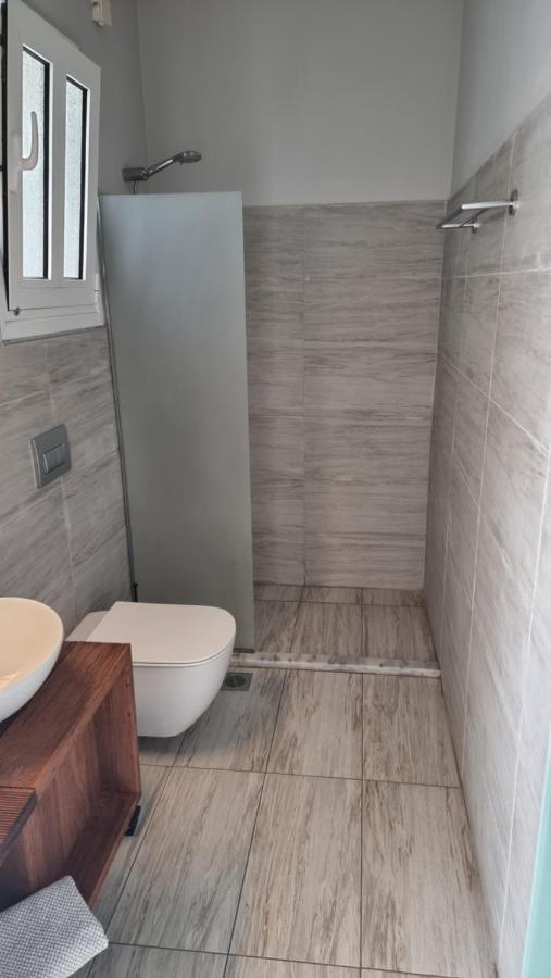 Chloe Apartments Ликсури Экстерьер фото